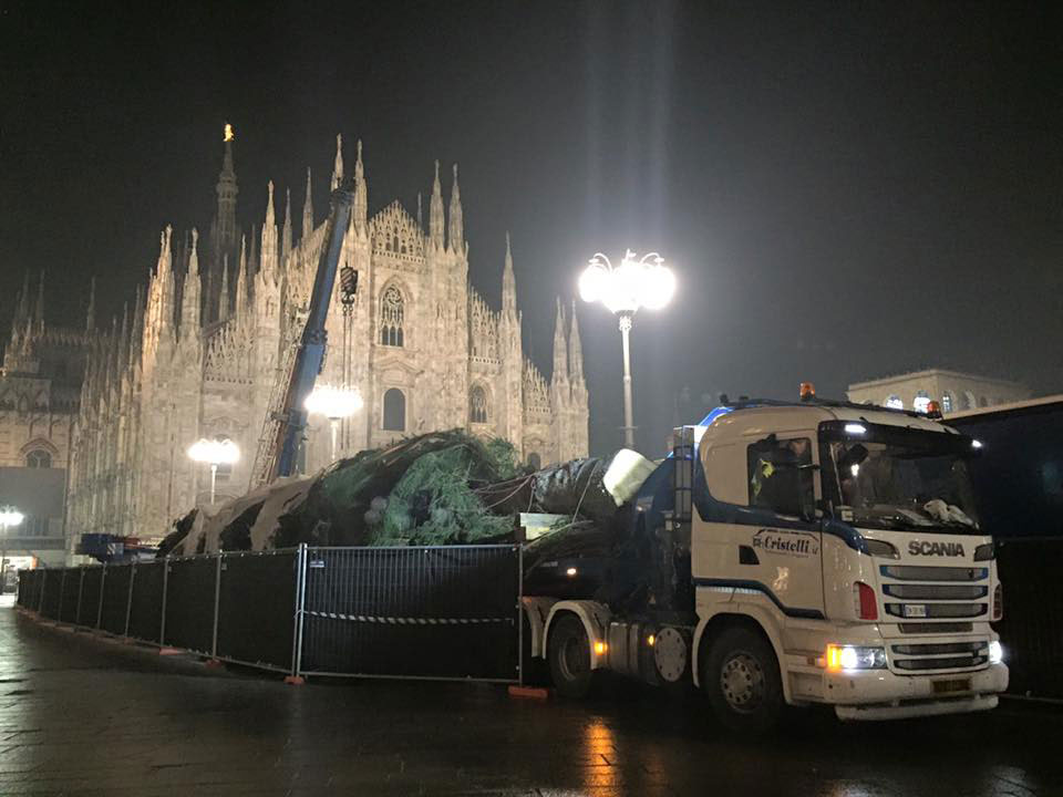 Cristelli - Trasporto eccezionale, l'arrivo a Milano